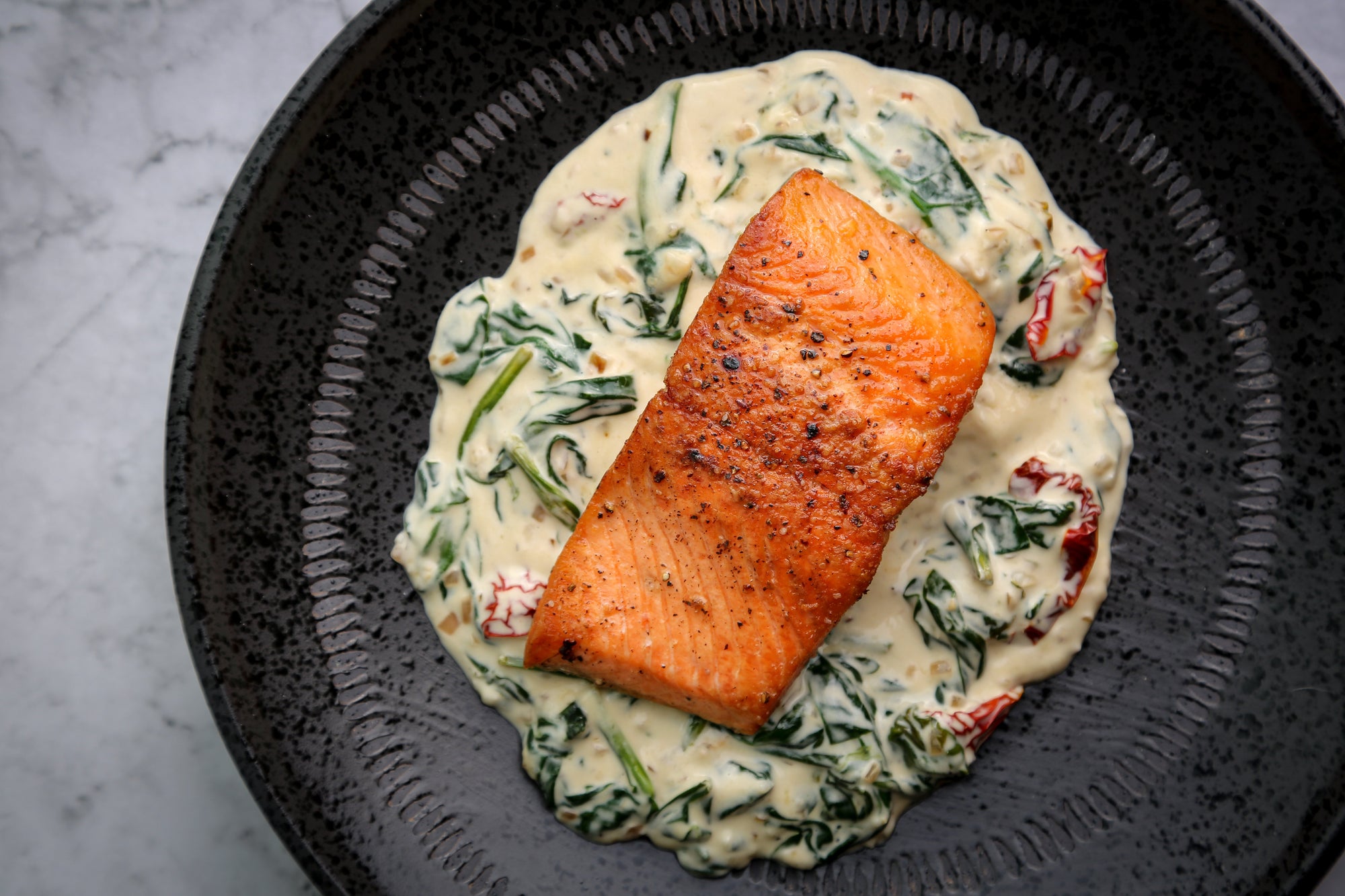Salmon with Spinach and Cream Sauce